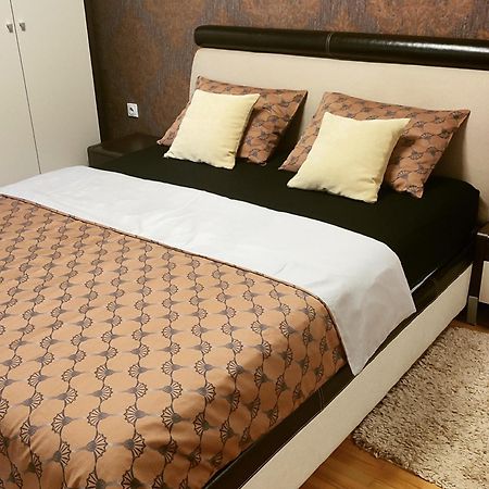 Apartman Jana บิเยลยินา ภายนอก รูปภาพ