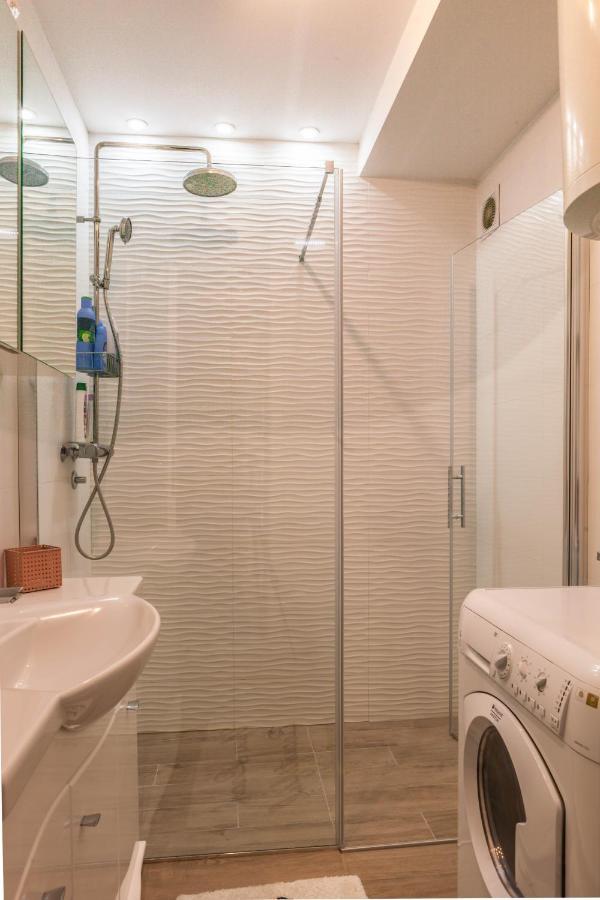 Apartman Jana บิเยลยินา ภายนอก รูปภาพ